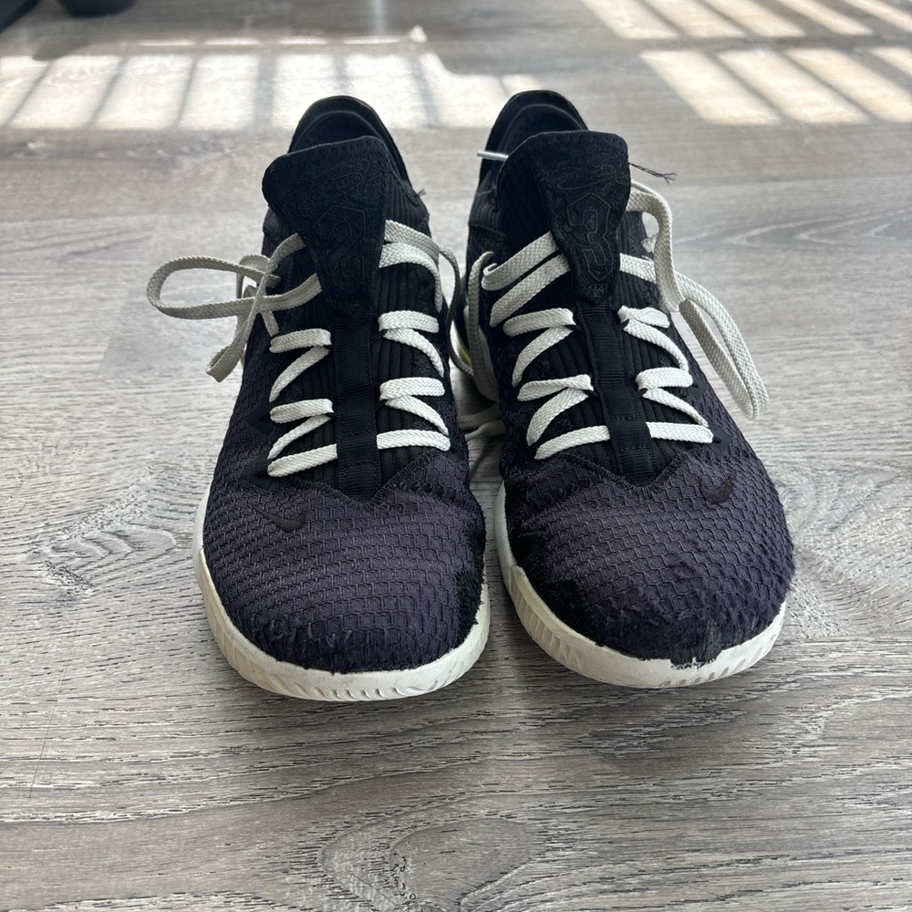 LeBron 16 - XVI Python - Picture 4 of 5
